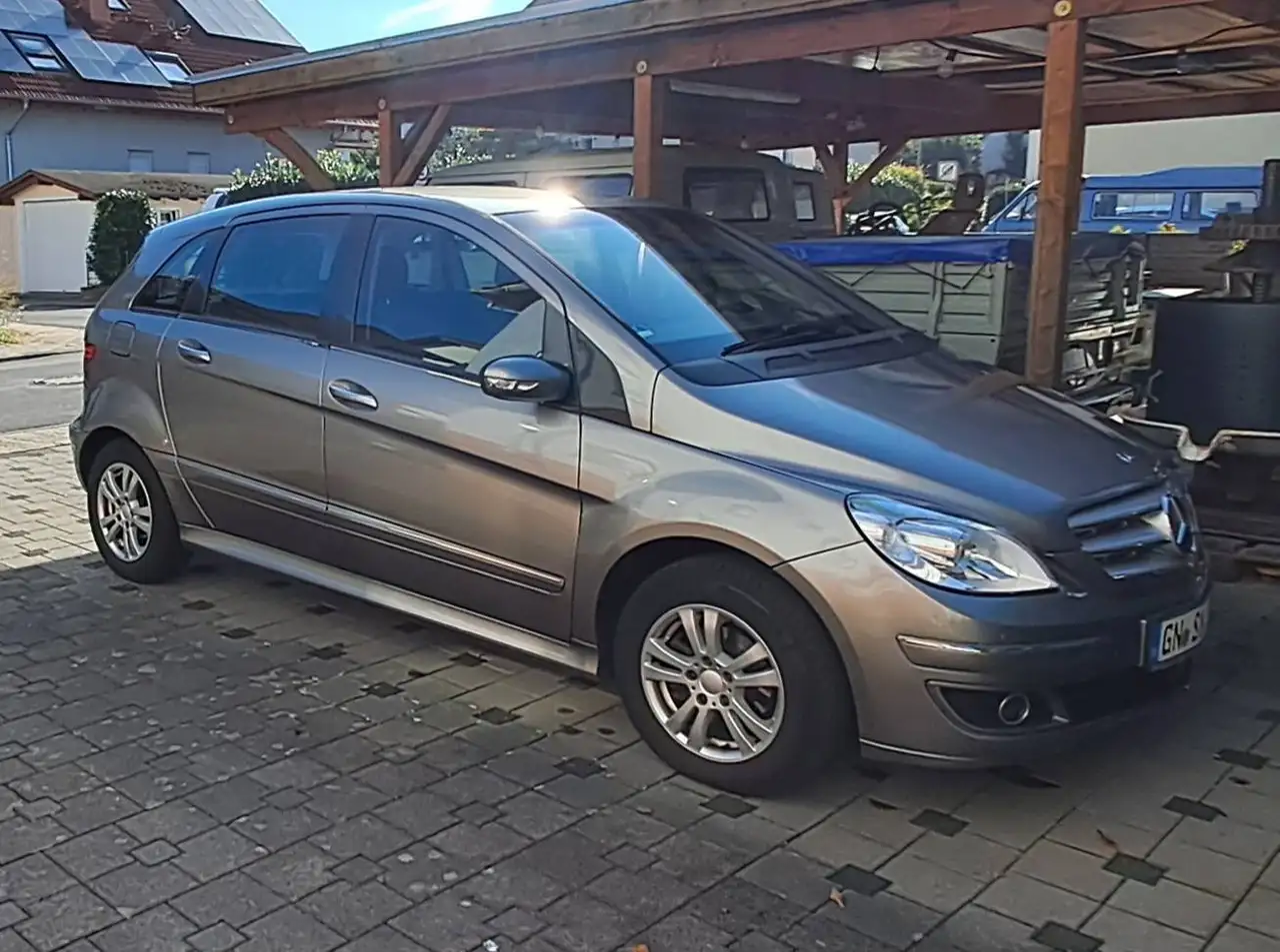 Mercedes-Benz B 170