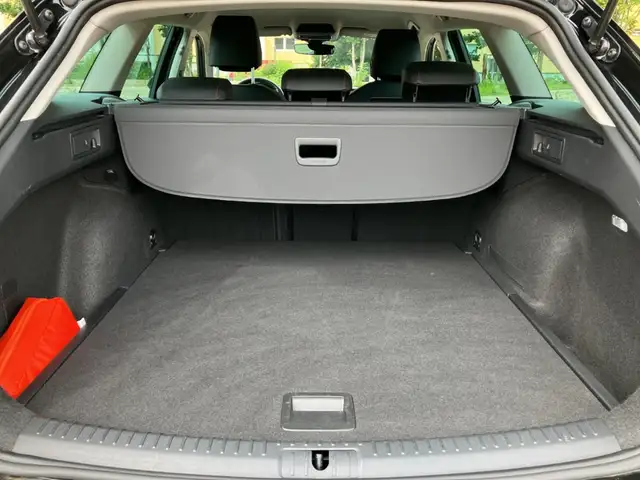 Seat Leon view 12