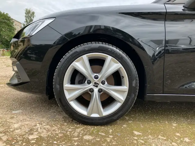 Seat Leon view 13