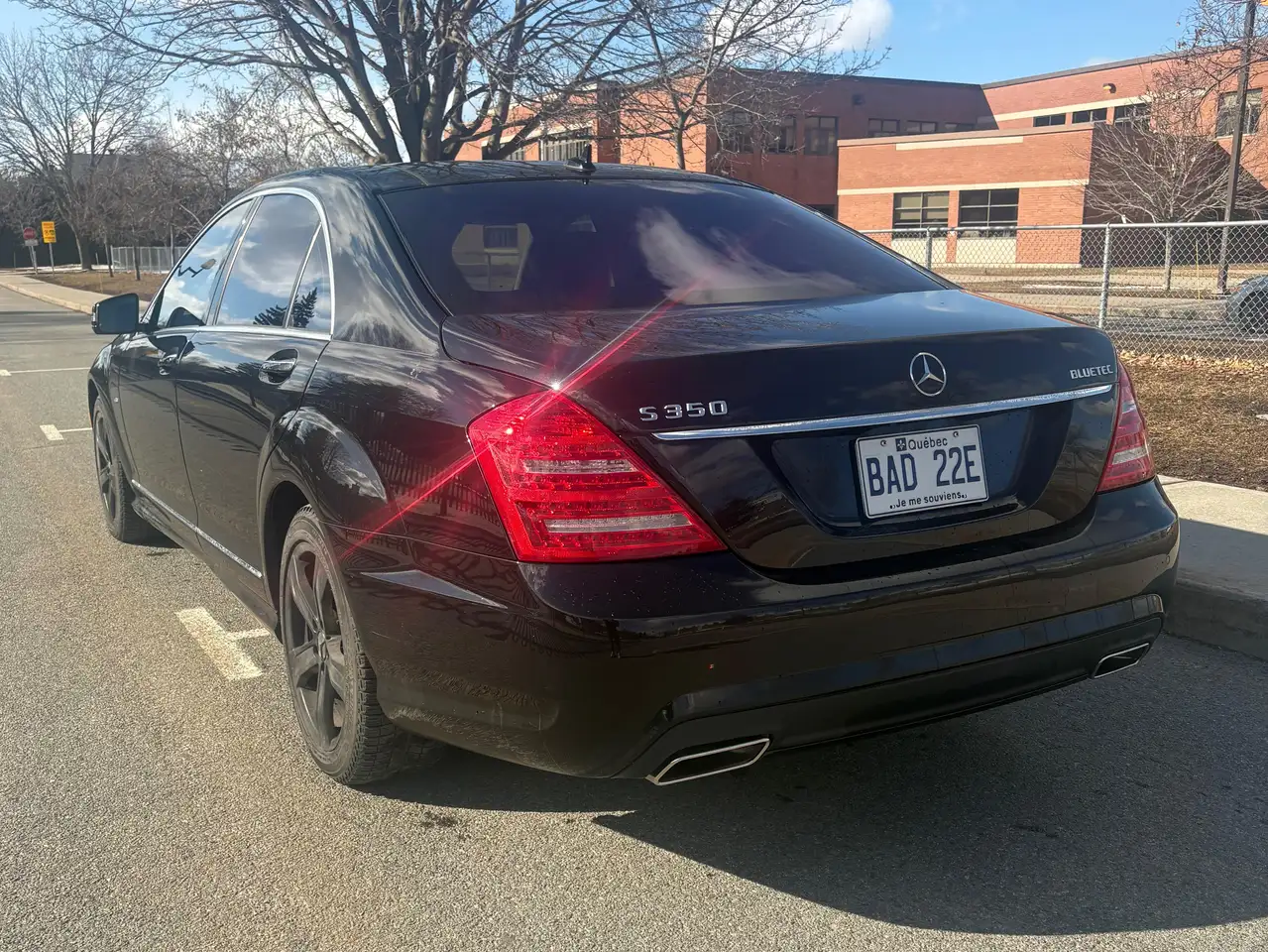 Mercedes-Benz S-Class снимка Mercedes-Benz S-Class