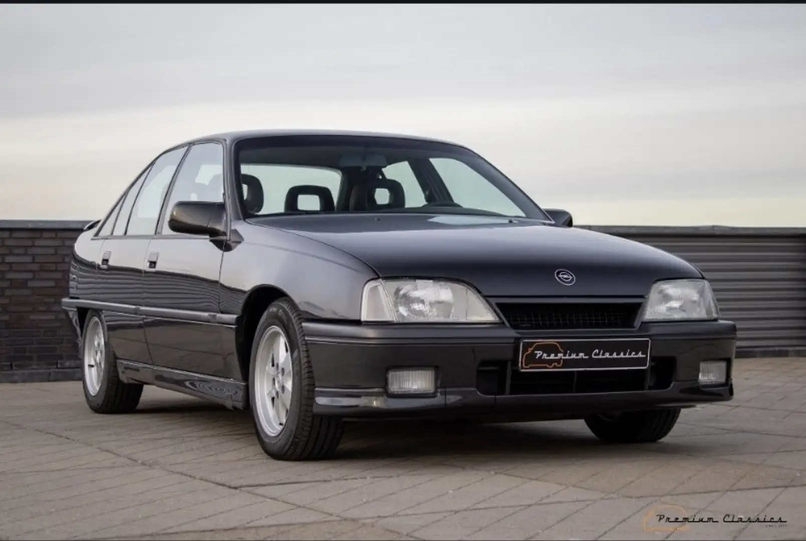 Opel Omega 3000 24V Grey - 1