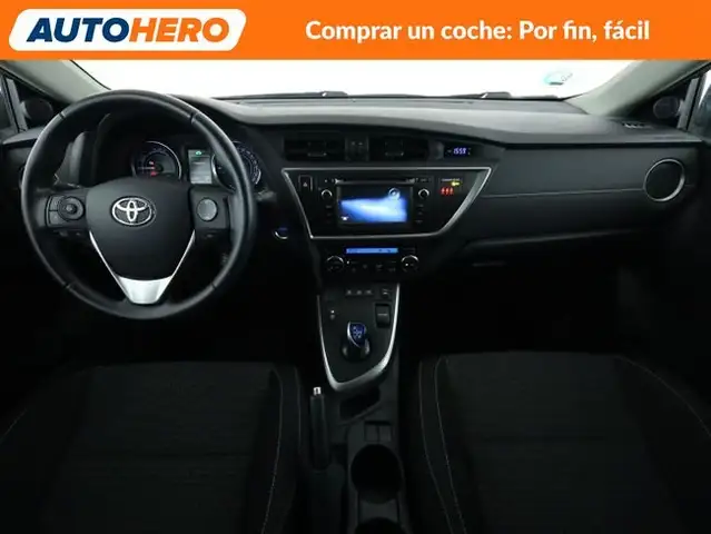 Toyota Auris view 13