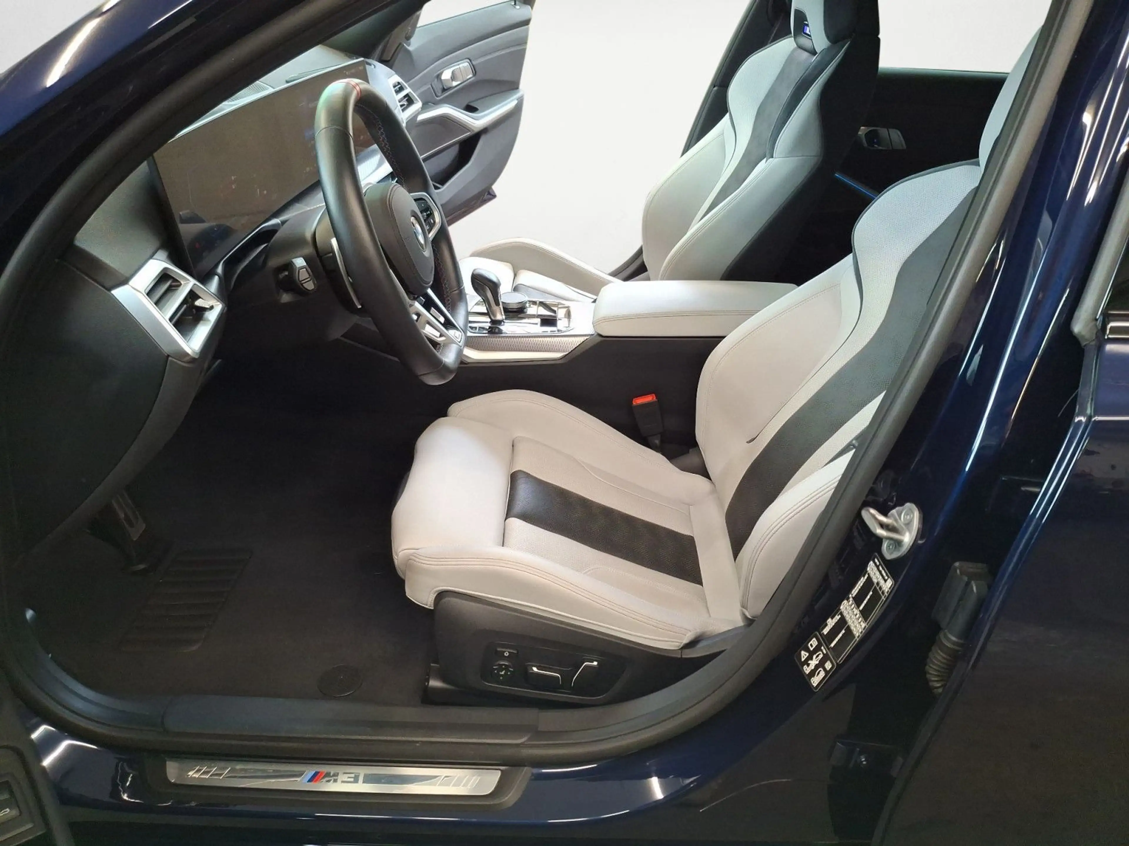 BMW M3 Competition xDrive Touring HiFi Head-Up 360° — photo 12