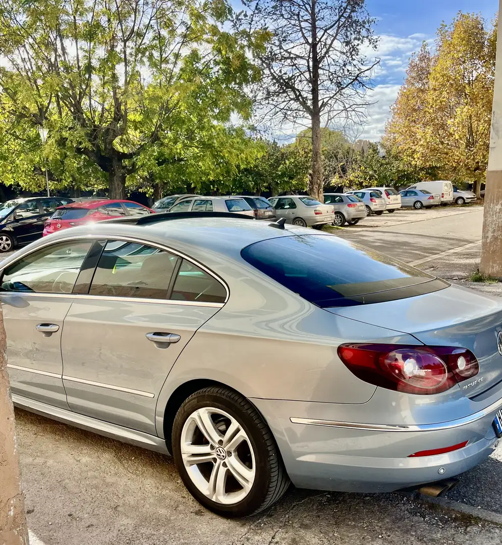 Volkswagen CC Passat cc 2.0 tdi Rline Sport Bleu - 2