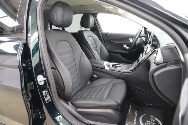 Mercedes-Benz C-Class view 10