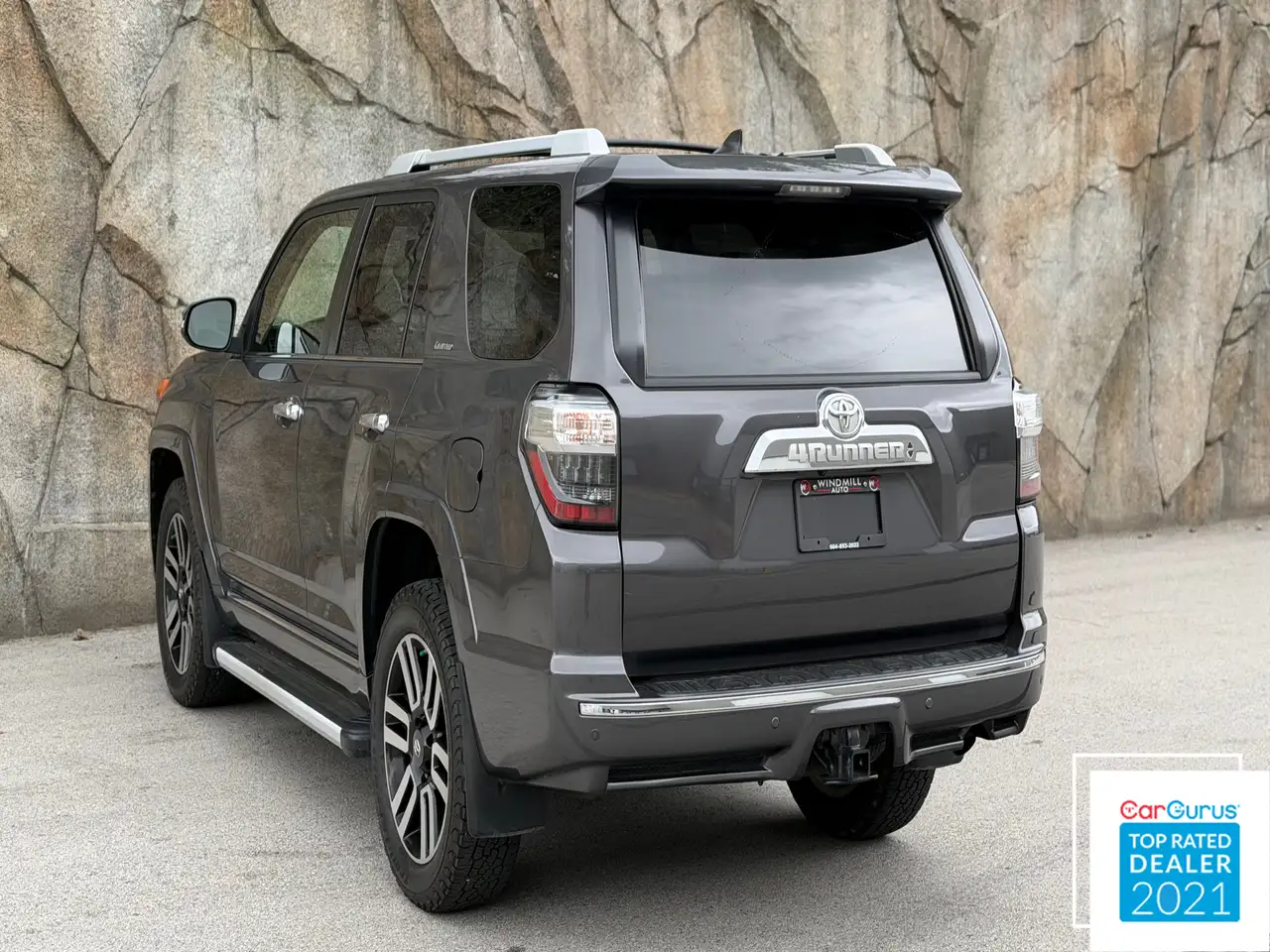 Toyota 4-Runner снимка Toyota 4-Runner