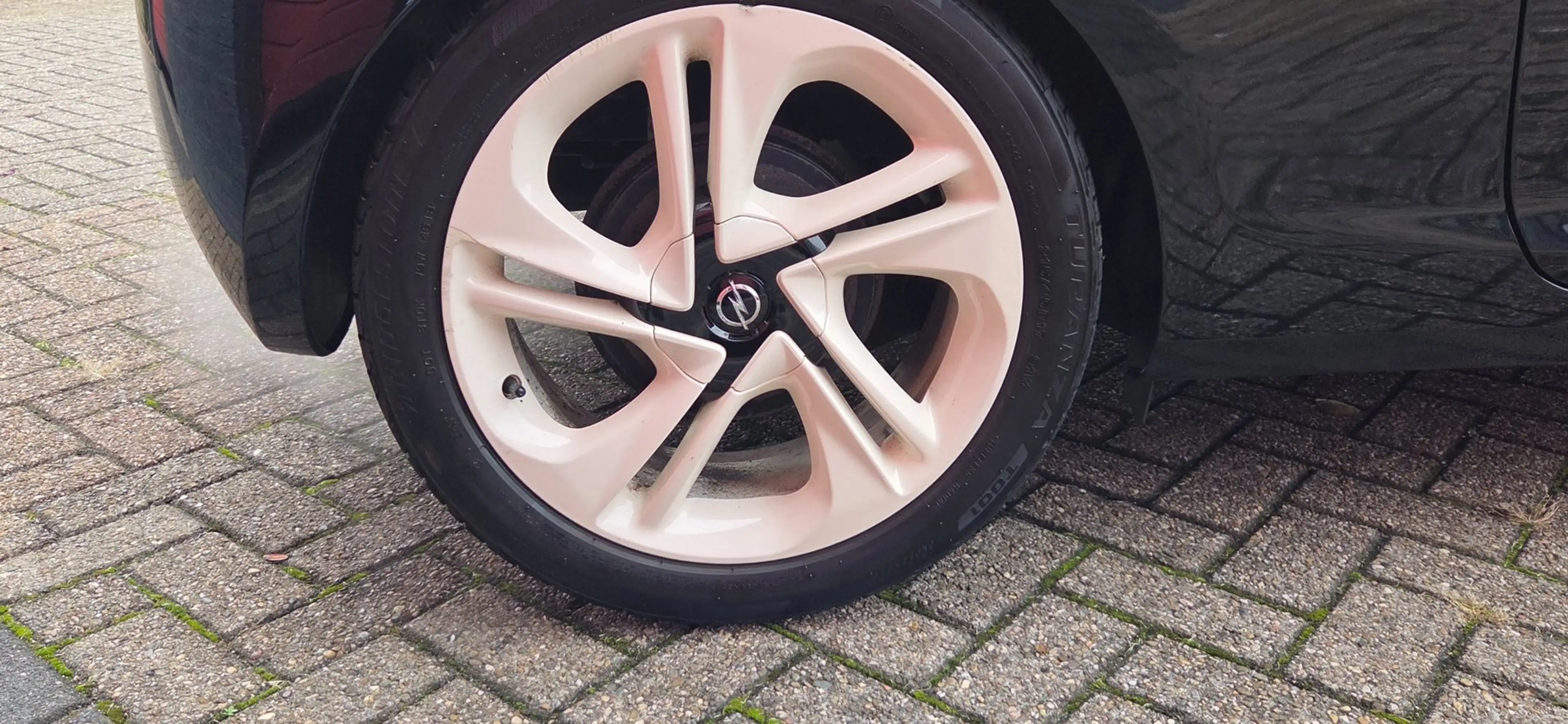 Opel Adam 1.0 Turbo Unlimited — photo 20