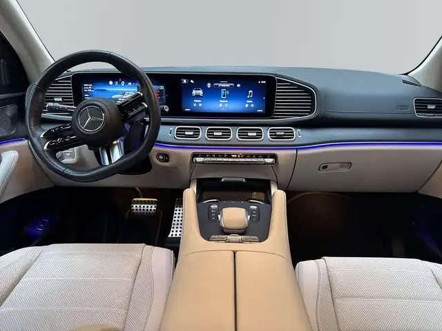 Mercedes-Benz GLS view 7