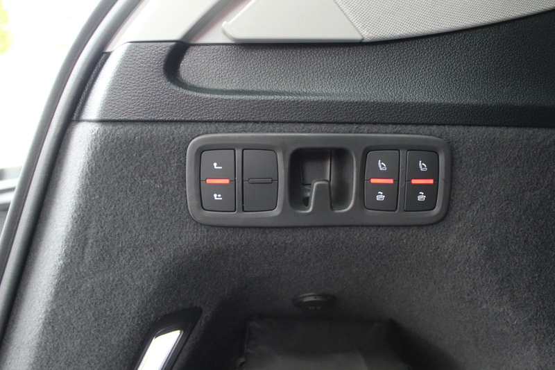 Audi Q7 3.0TDI 1.HAND 7SITZER 4xSHZ KAM AHK DVD LEDER — photo 10
