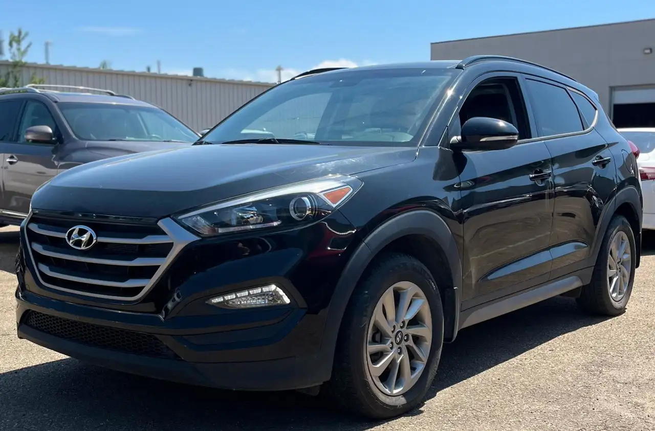Hyundai TUCSON photo Hyundai TUCSON