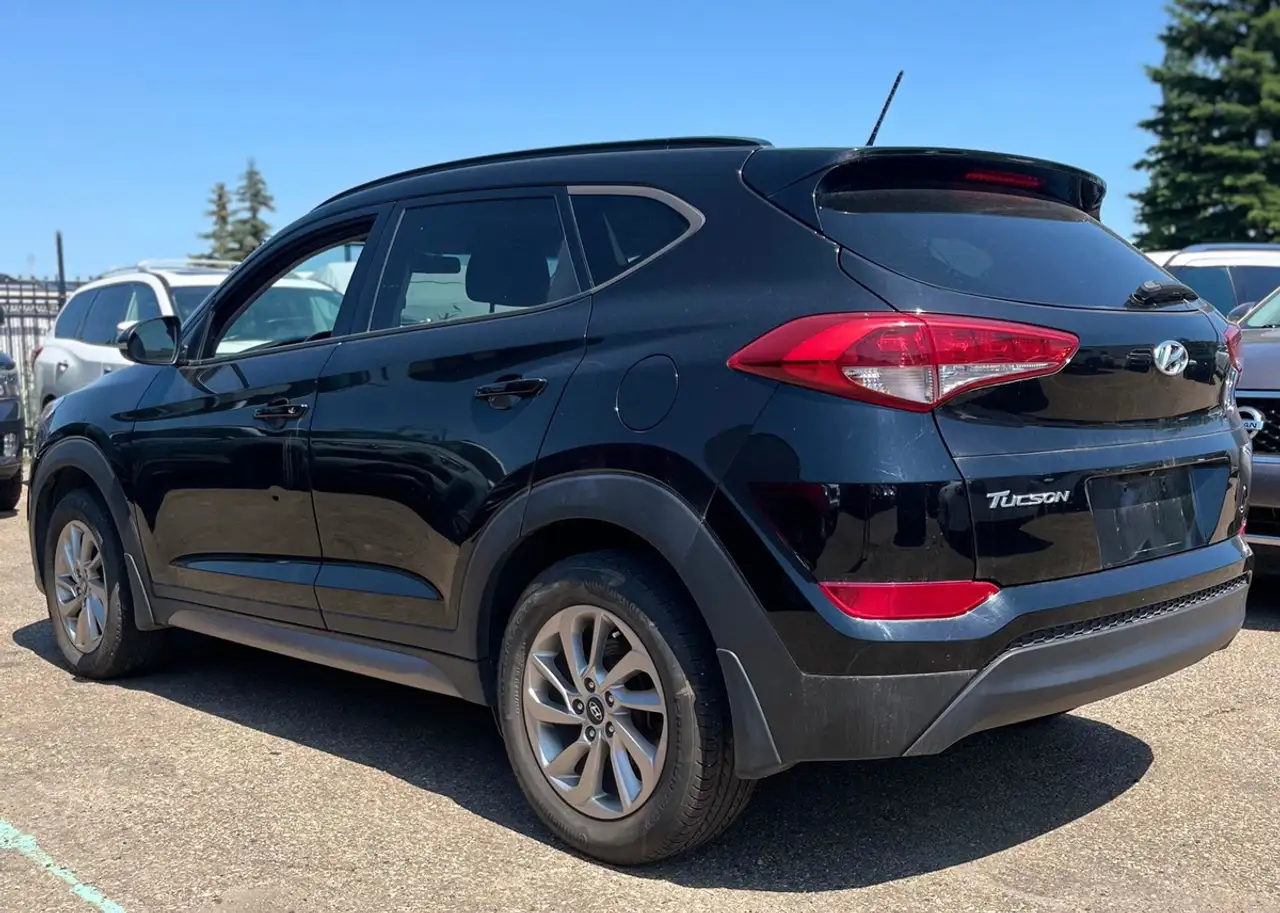 Hyundai TUCSON photo Hyundai TUCSON