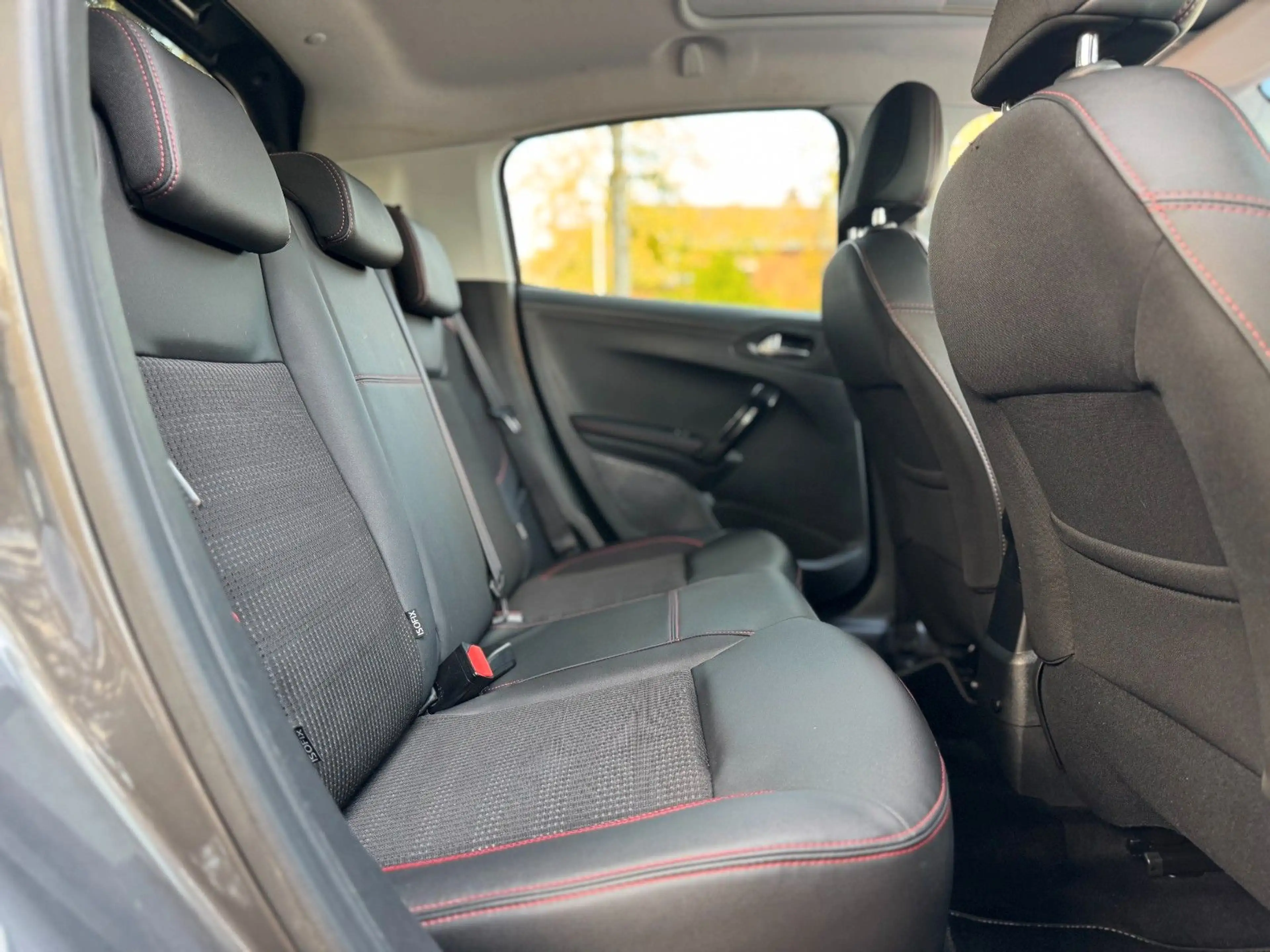Peugeot 208 Allure|LED|Navi|Touch|Cam|Apple/Android! — photo 14