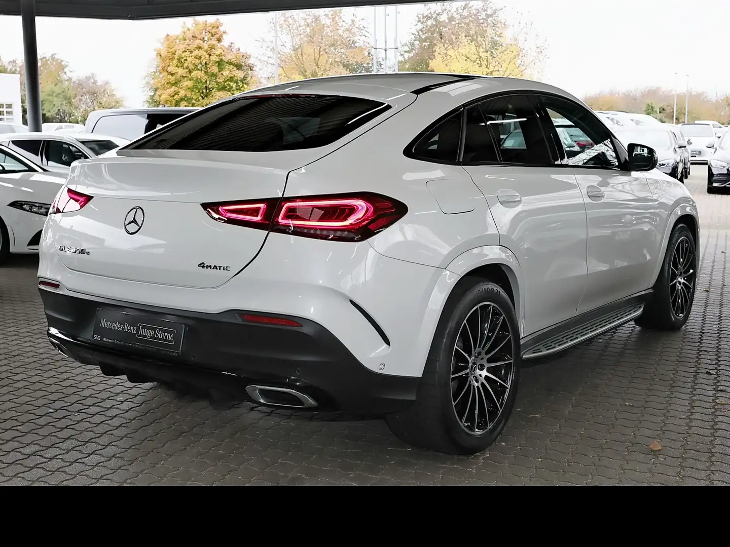 Mercedes-Benz GLE 350 e 4M Coupé AMG Night+MBUX+RüKam+Pano Weiß - 2