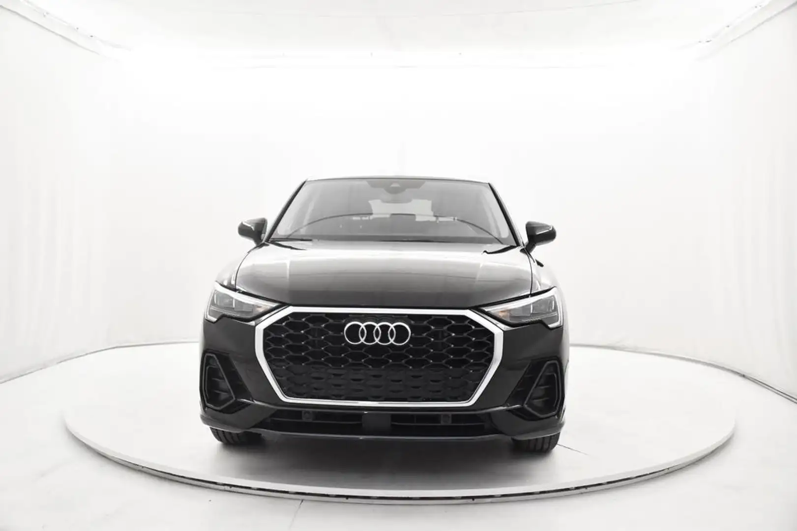 Audi Q3 Spb 35 Bz Cerchi 17,Acc,Led,Keyless,Aziendale Schwarz - 2