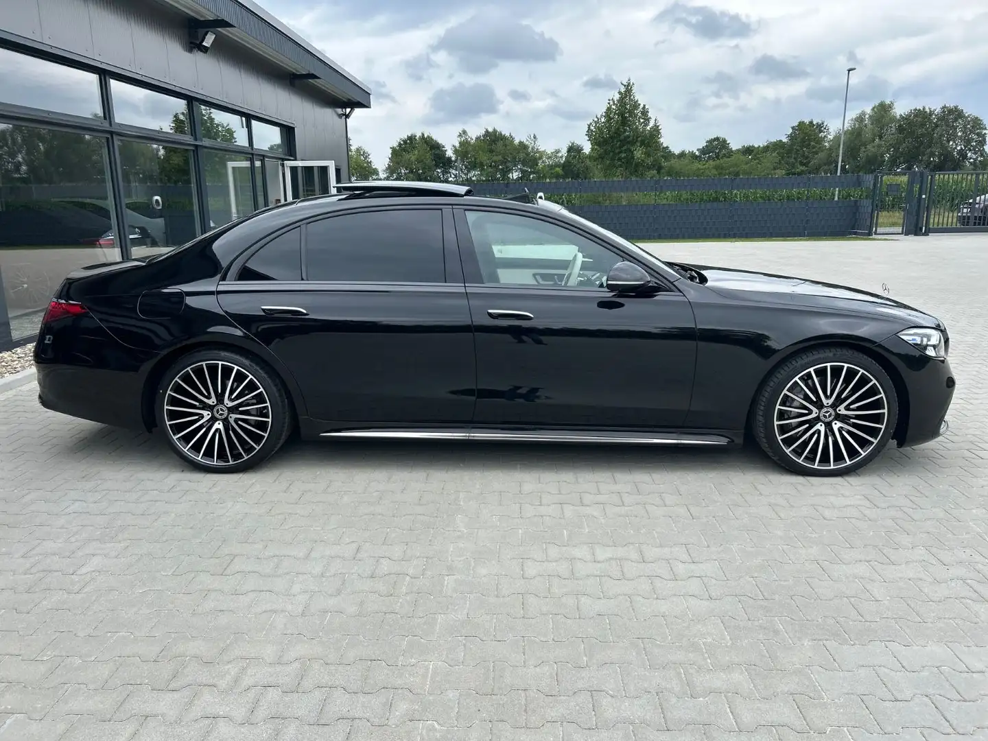 Mercedes-Benz S 450 S450d 4M Lang AMG Manufactur -HUD-Belü.Sitz-Pano Noir - 2