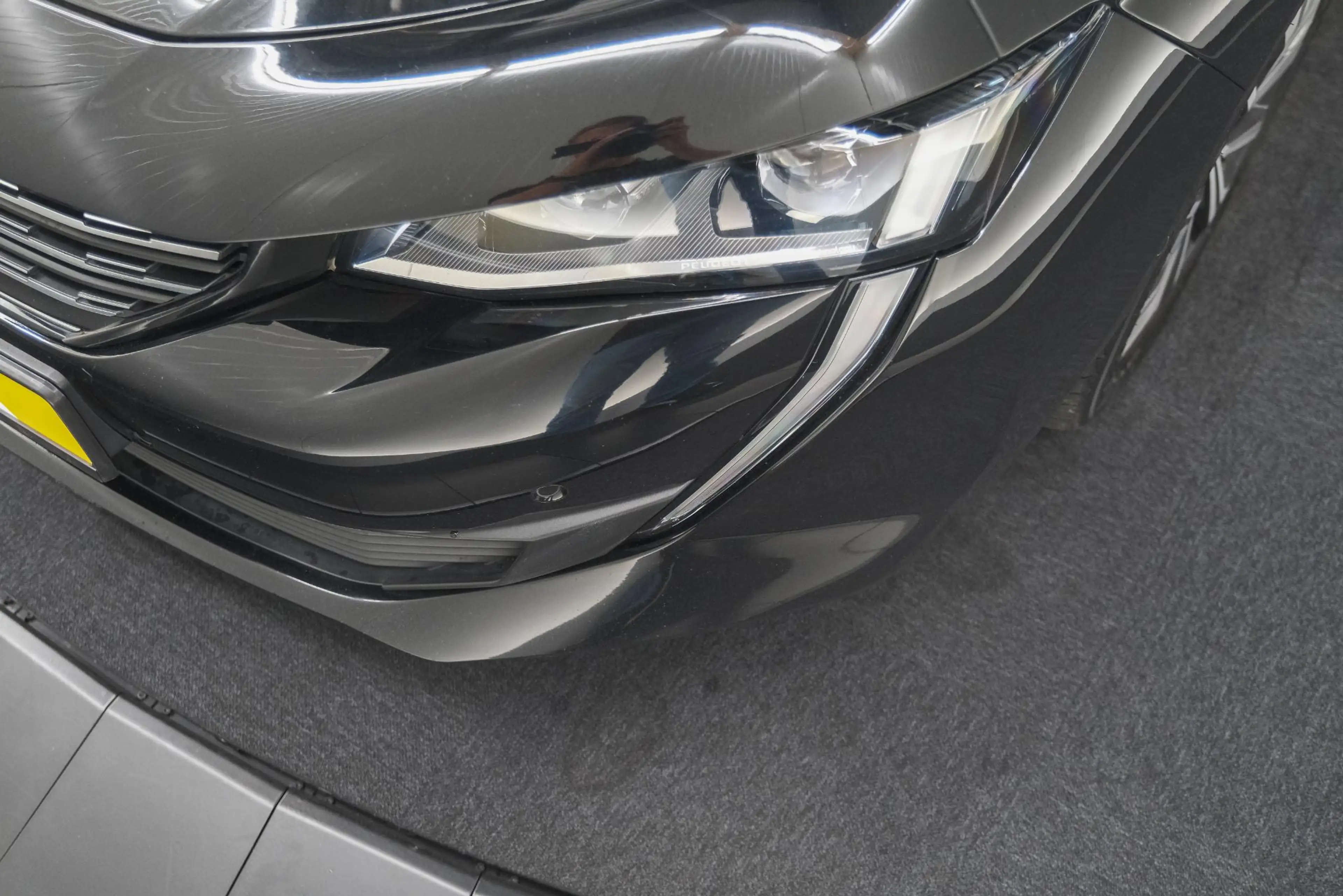 Peugeot 508 SW 1.6 HYbrid Allure — photo 12
