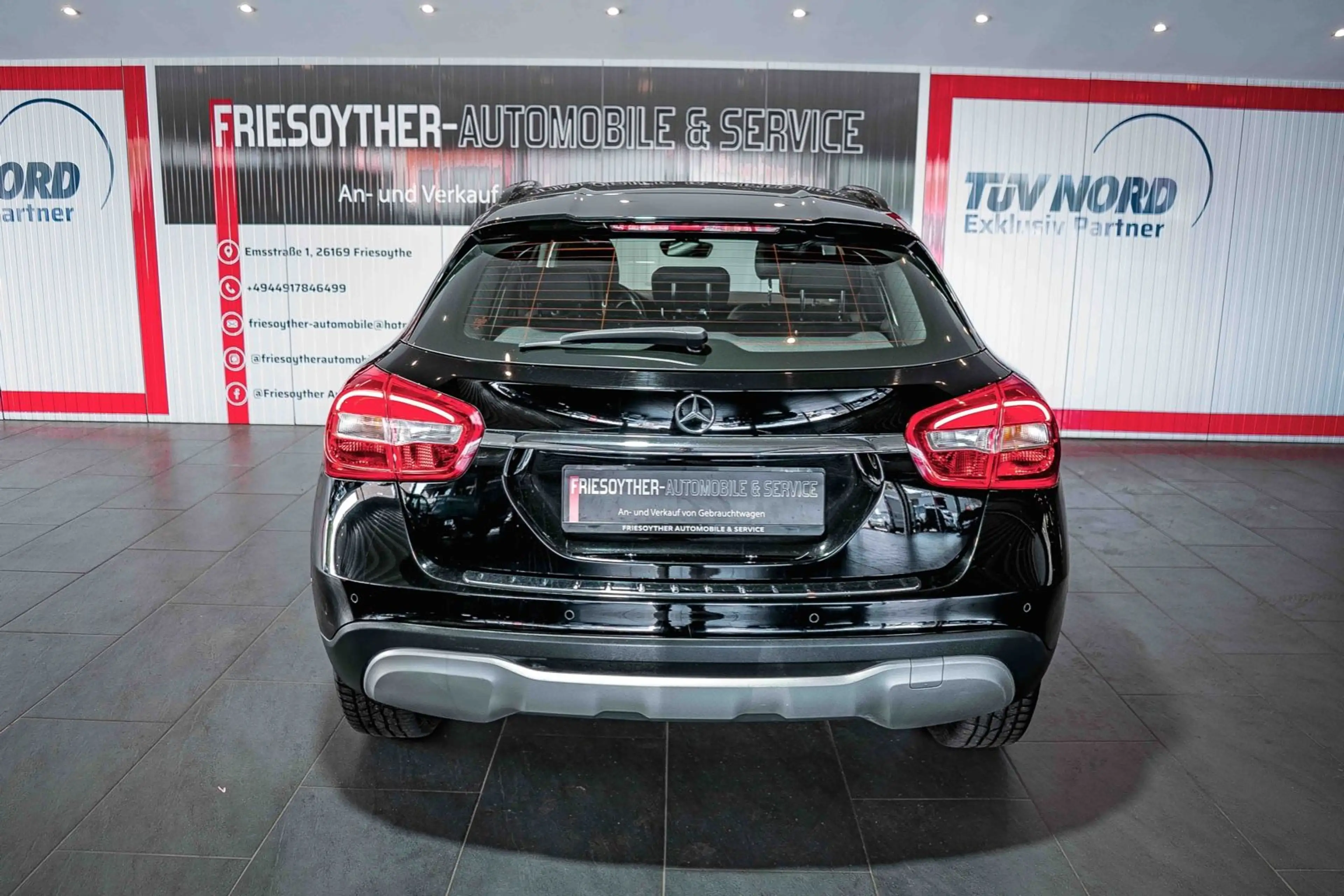 Mercedes-Benz GLA 180 Style Automatik Navi Tempomat Sitzhzg. — photo 9