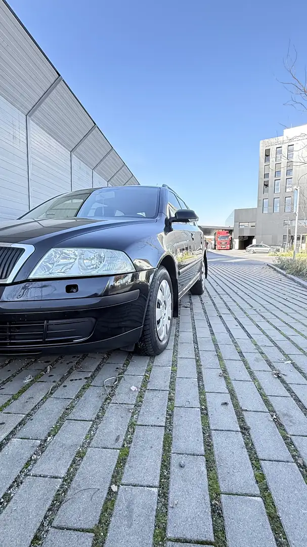 Skoda Octavia Combi 1,9 TDI Mit Neue Pickel Schwarz - 2