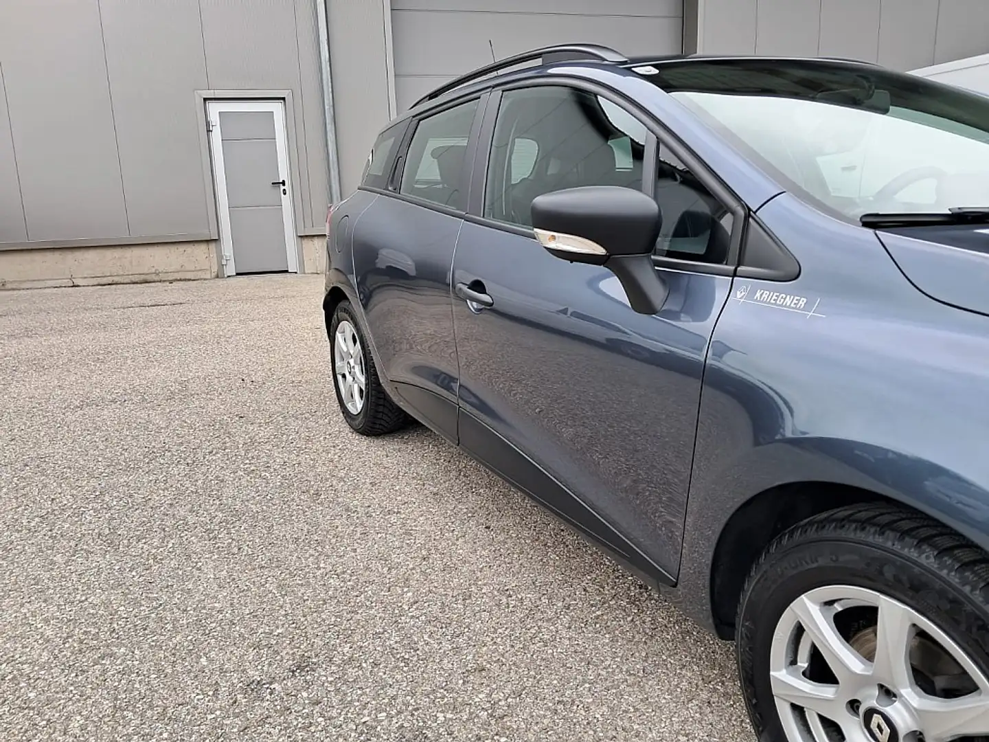 Renault Clio Grandtour TCe 75 Life Schwarz - 2