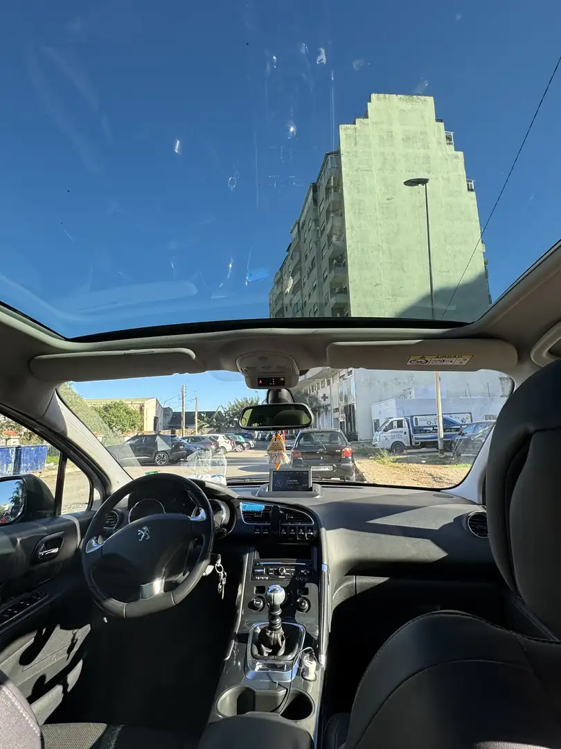 Peugeot 3008 HDi 115 Allure - 1