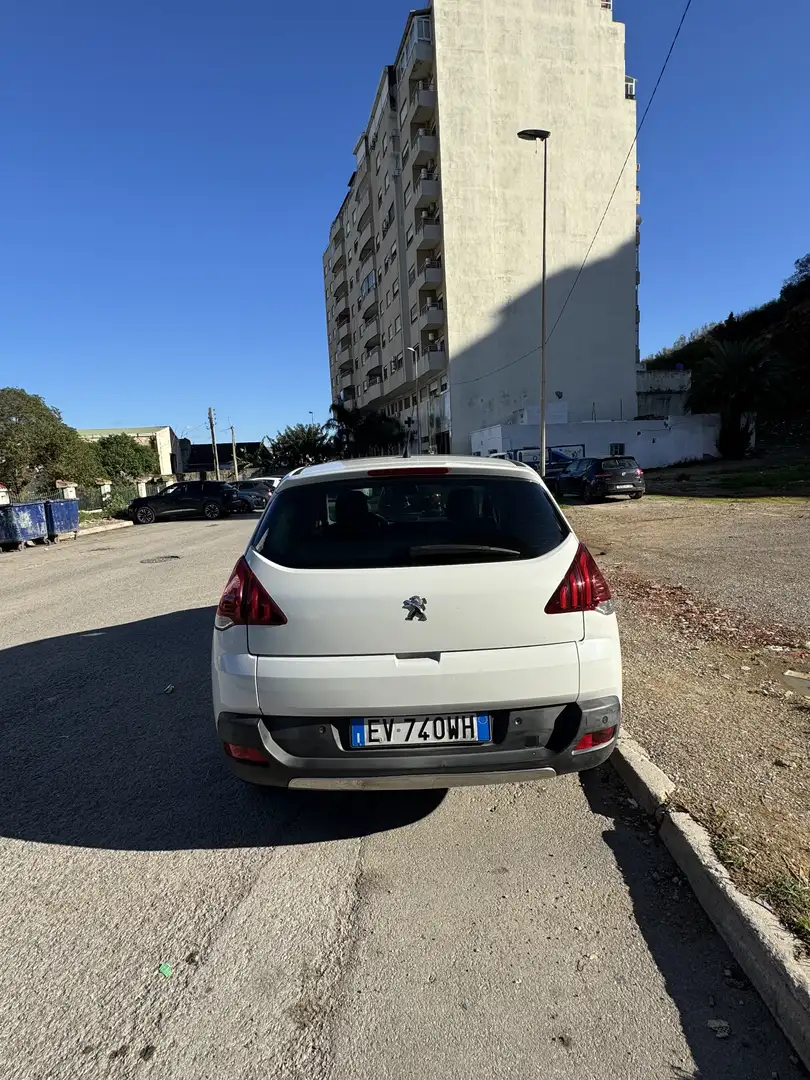 Peugeot 3008 HDi 115 Allure - 2