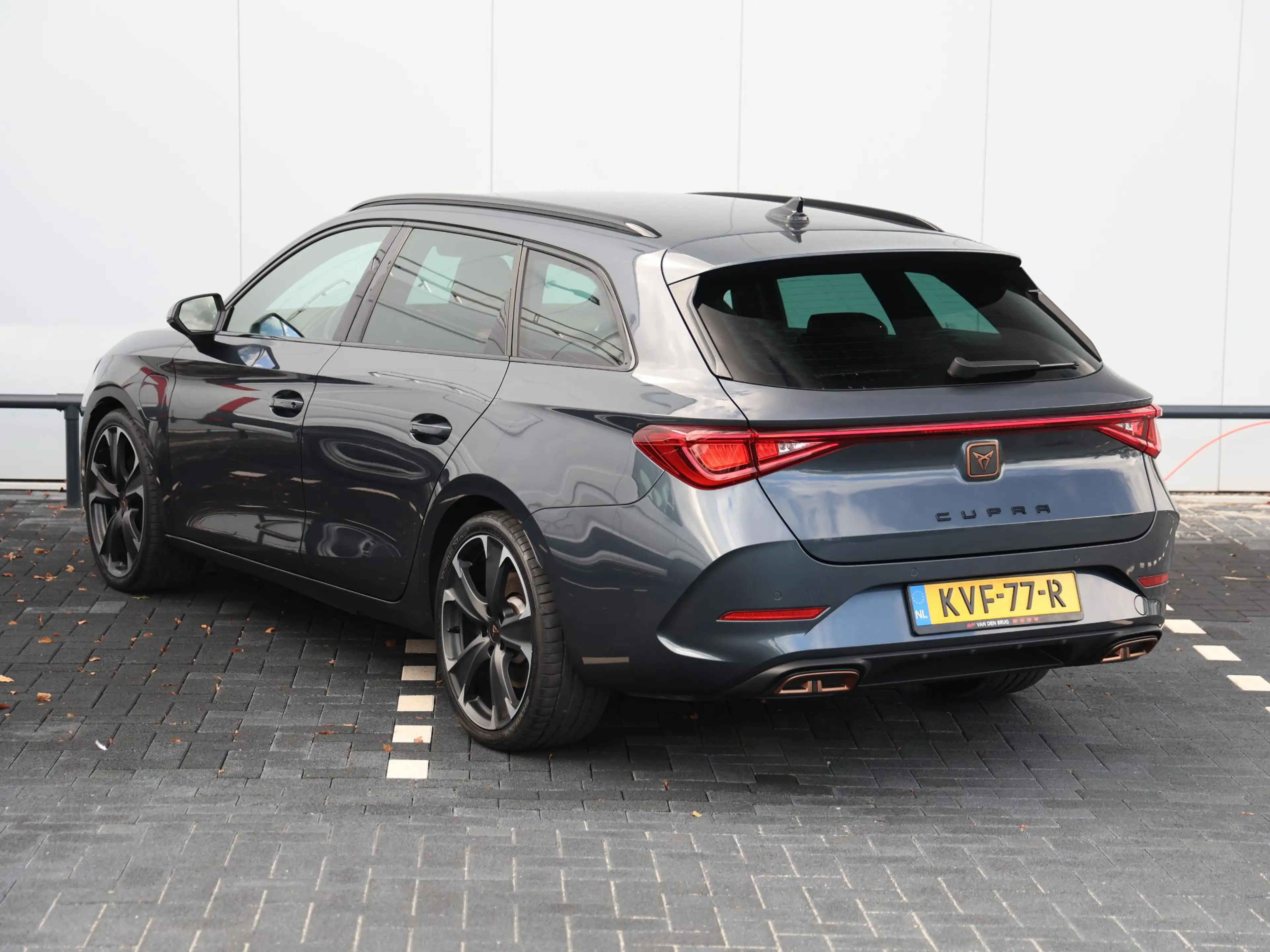 CUPRA Leon Sportstourer 1.4 e-Hybrid VZ Business 245 pk | Dyn — photo 12