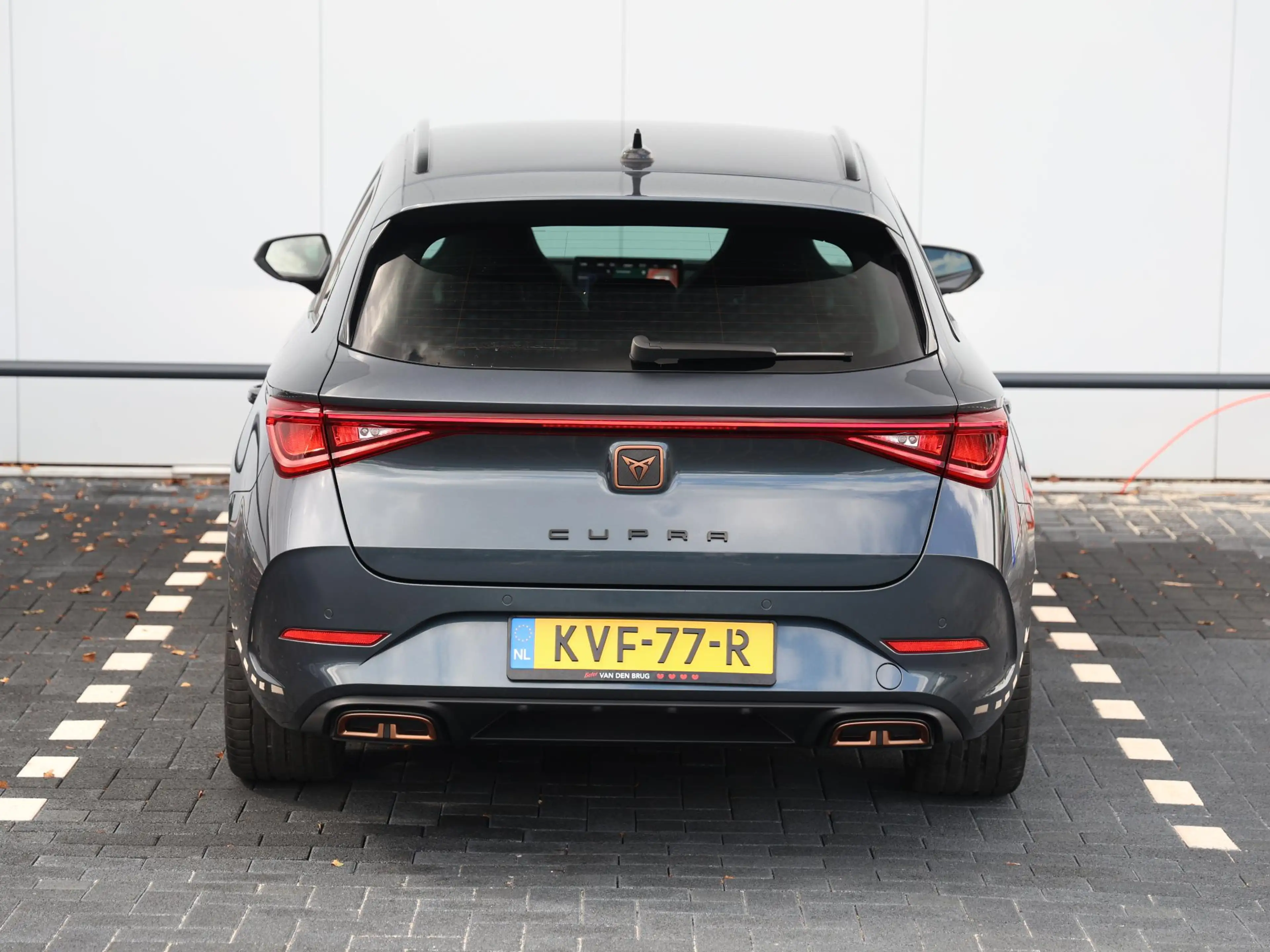 CUPRA Leon Sportstourer 1.4 e-Hybrid VZ Business 245 pk | Dyn — photo 6