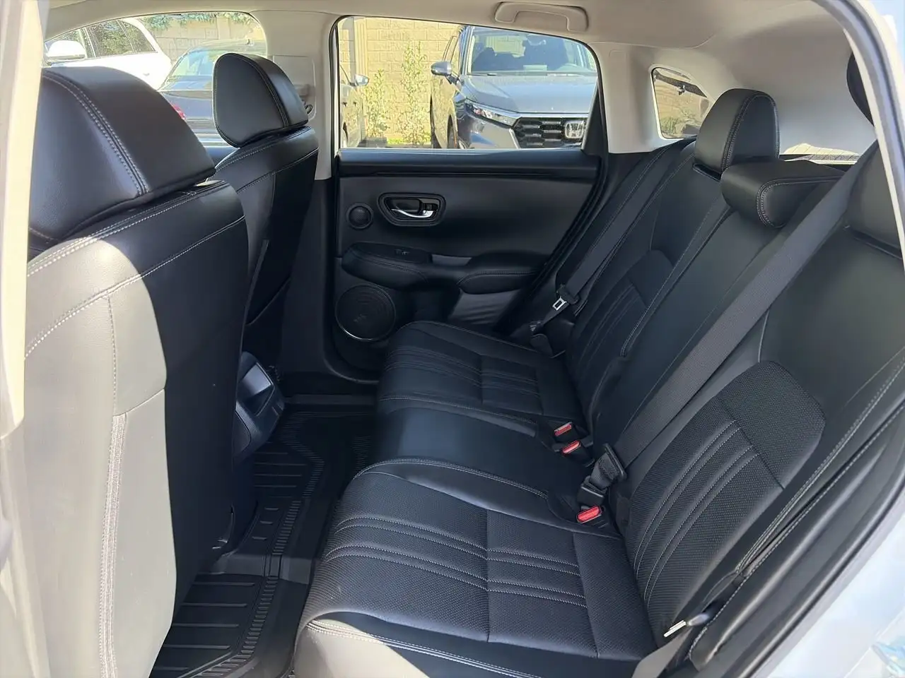 Honda HR-V photo Honda HR-V