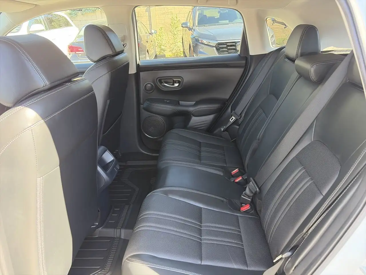 Honda HR-V photo Honda HR-V