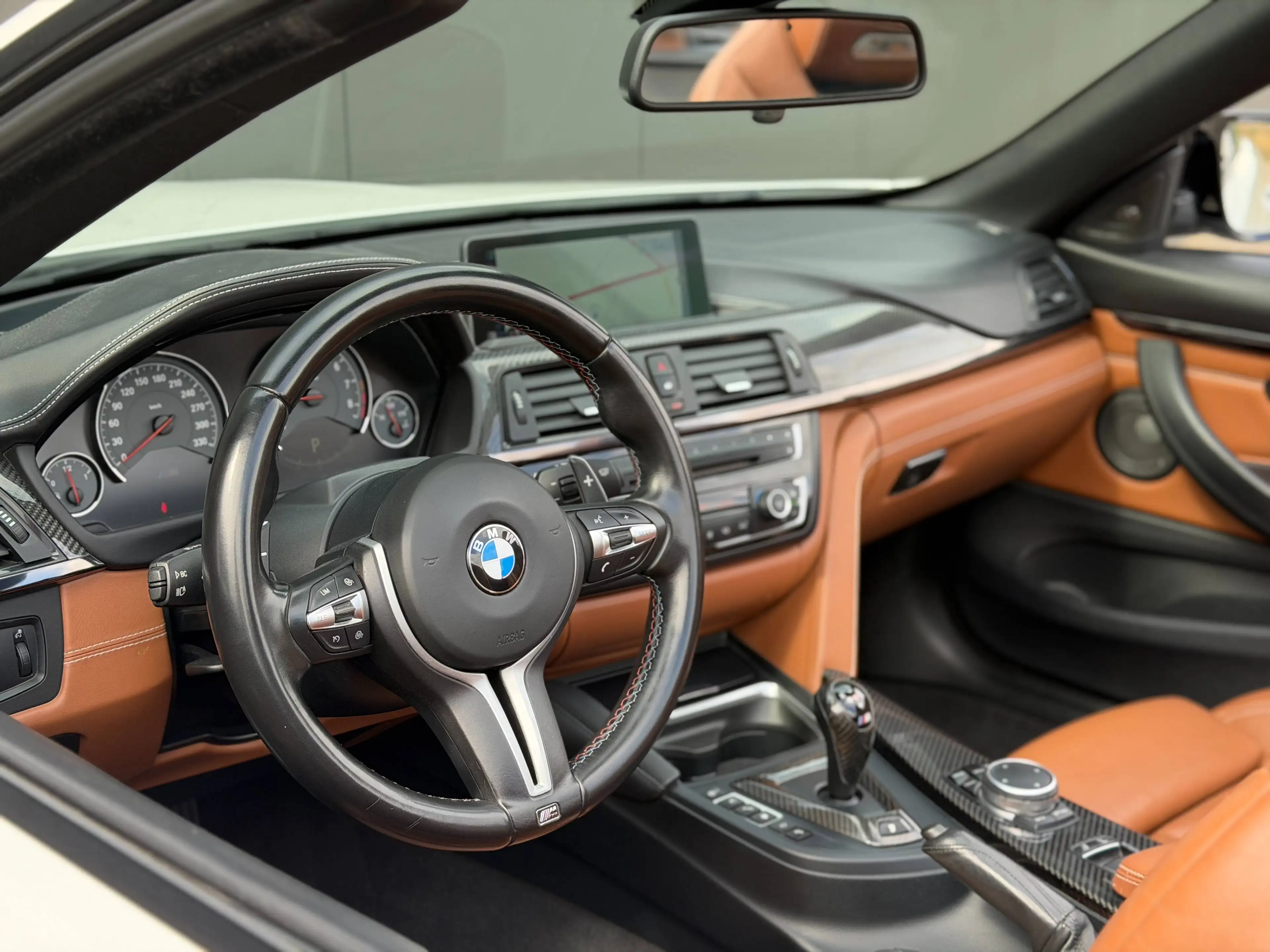 BMW M4 Cabrio DKG 431cv - Individual - Harman - OLED — photo 13