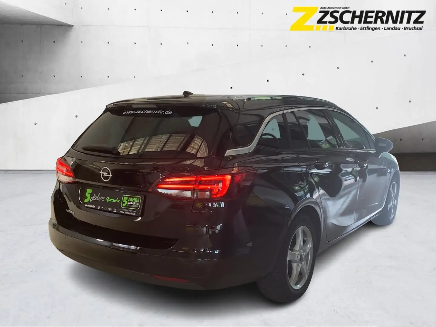Opel Astra K Sports Tourer 1.6 CDTI INNOVATION ACC Negro - 2