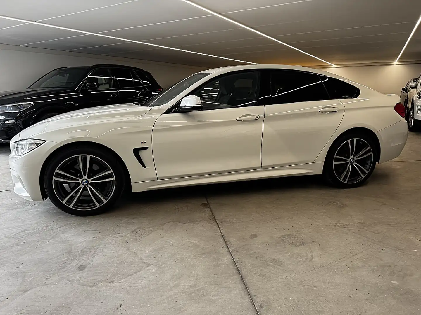BMW 430 d Gran Coupe M-Paket ACC Head-UP HiFi 19 Zoll Weiß - 2