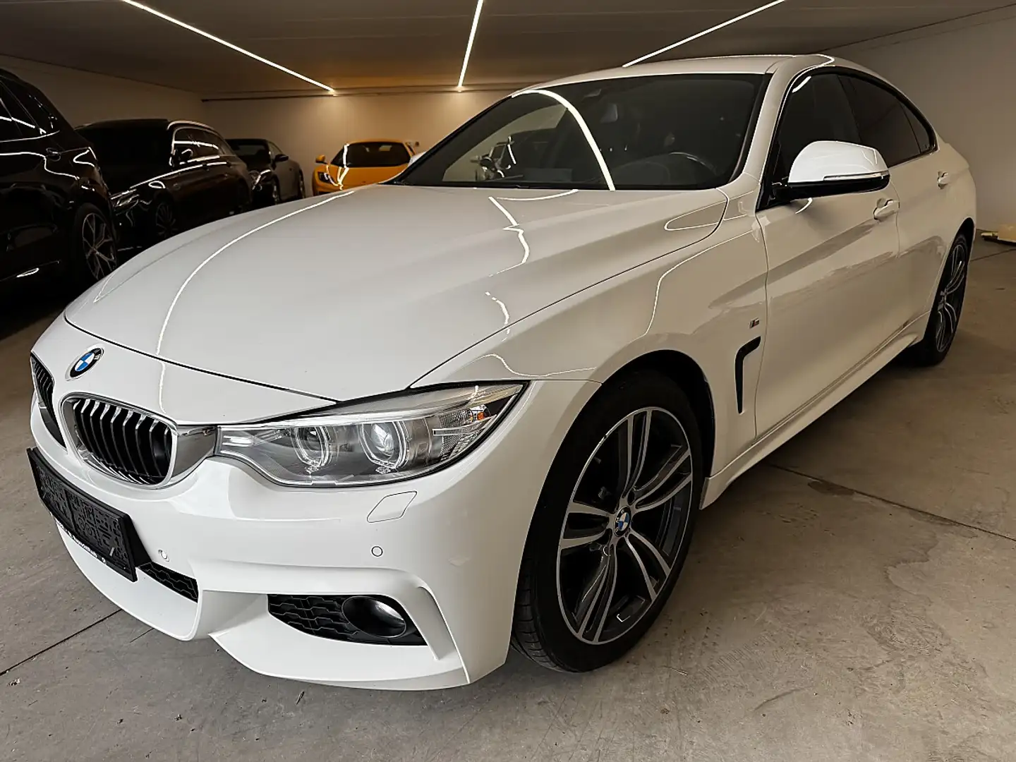 BMW 430 d Gran Coupe M-Paket ACC Head-UP HiFi 19 Zoll Weiß - 1