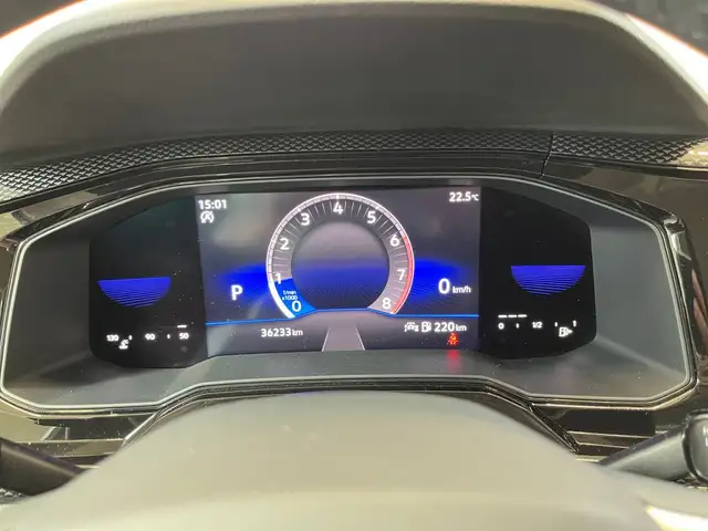 Volkswagen Polo view 12
