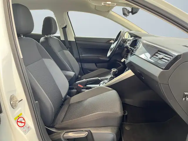 Volkswagen Polo view 10
