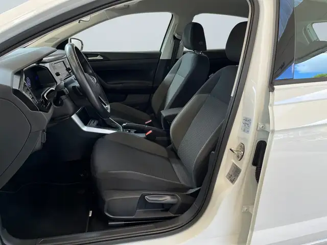 Volkswagen Polo view 7