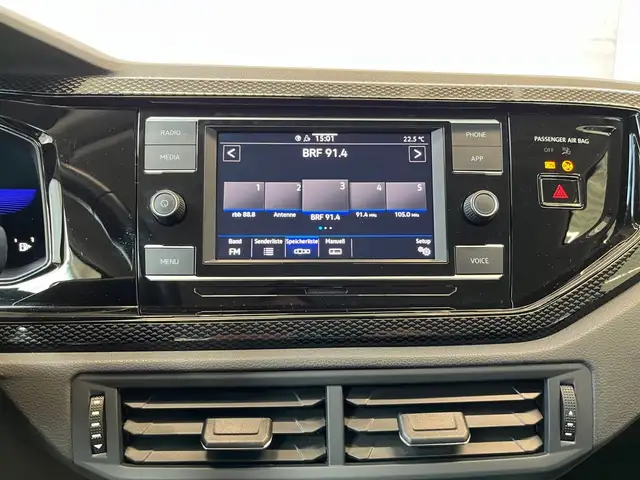 Volkswagen Polo view 13