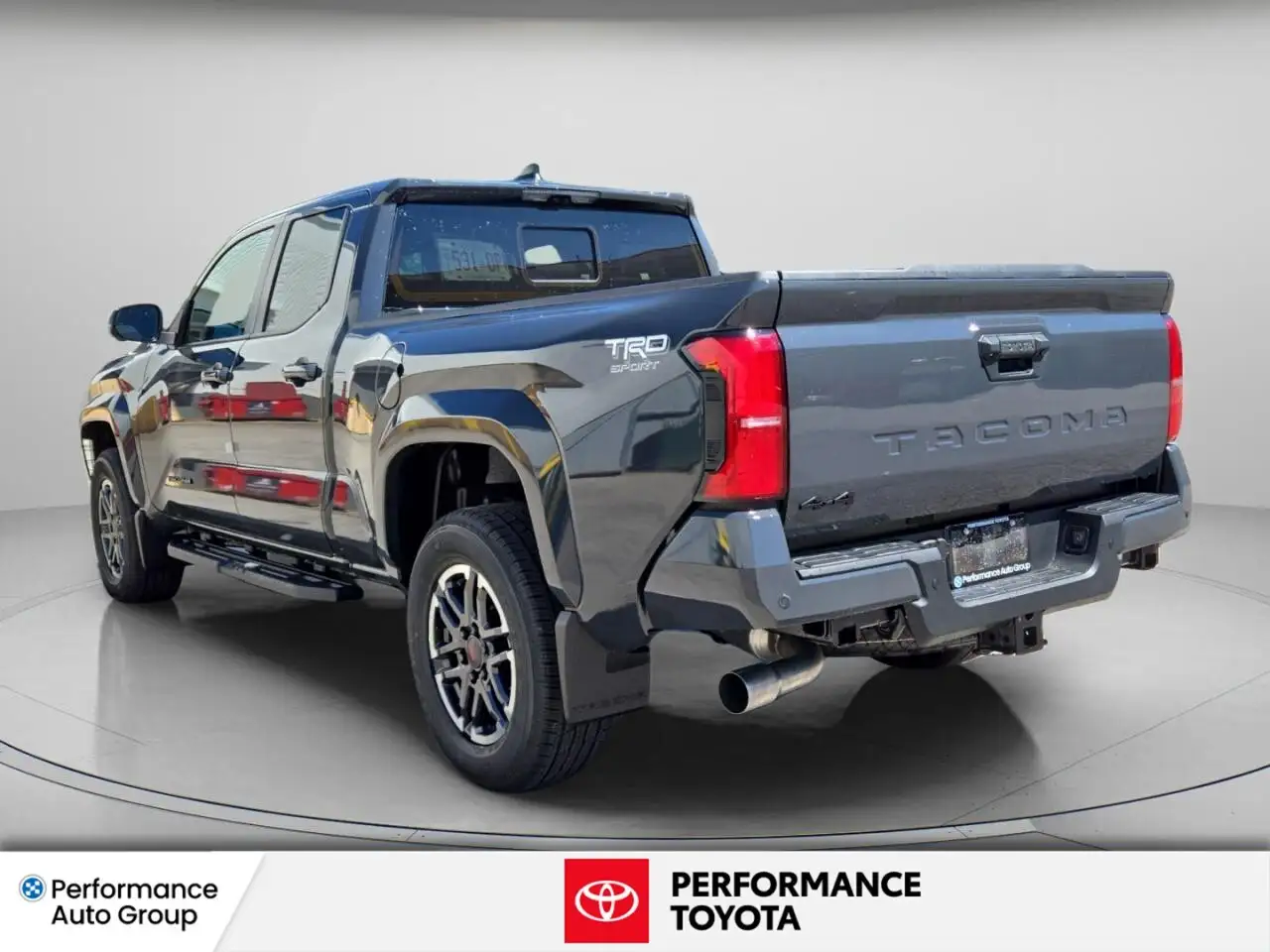 Toyota Tacoma снимка Toyota Tacoma
