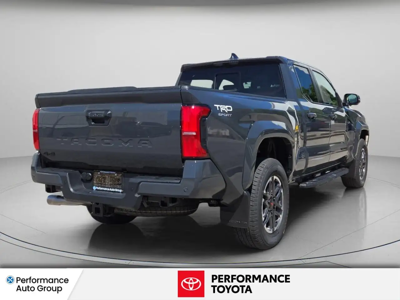 Toyota Tacoma снимка Toyota Tacoma