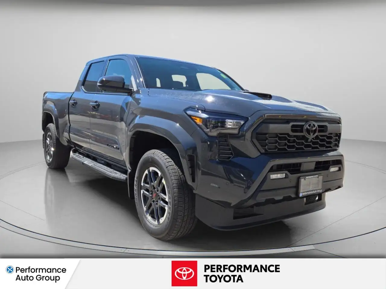 Toyota Tacoma снимка Toyota Tacoma