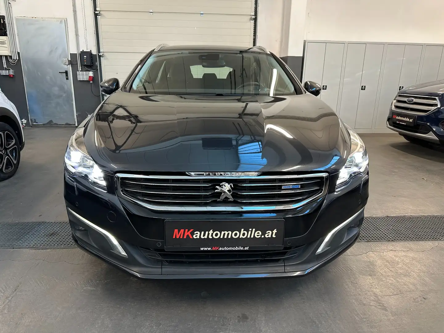 Peugeot 508 508 SW 1,6 BlueHDI 120 S&S Business Line Grau - 2