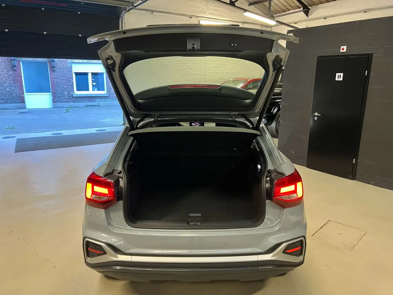 Audi Q2 30 TDi *S LINE*CUIR*CAMERA*LED*COCKPIT*GARANT*, миниатюра 13