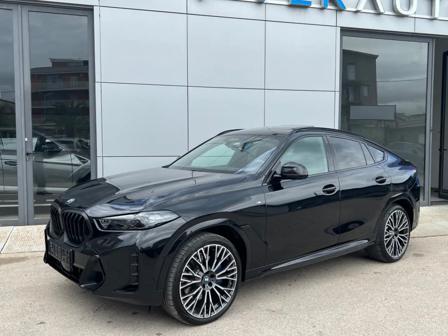 BMW X6 xdrive30d MSport possibilità noleggio noscoring Nero - 1
