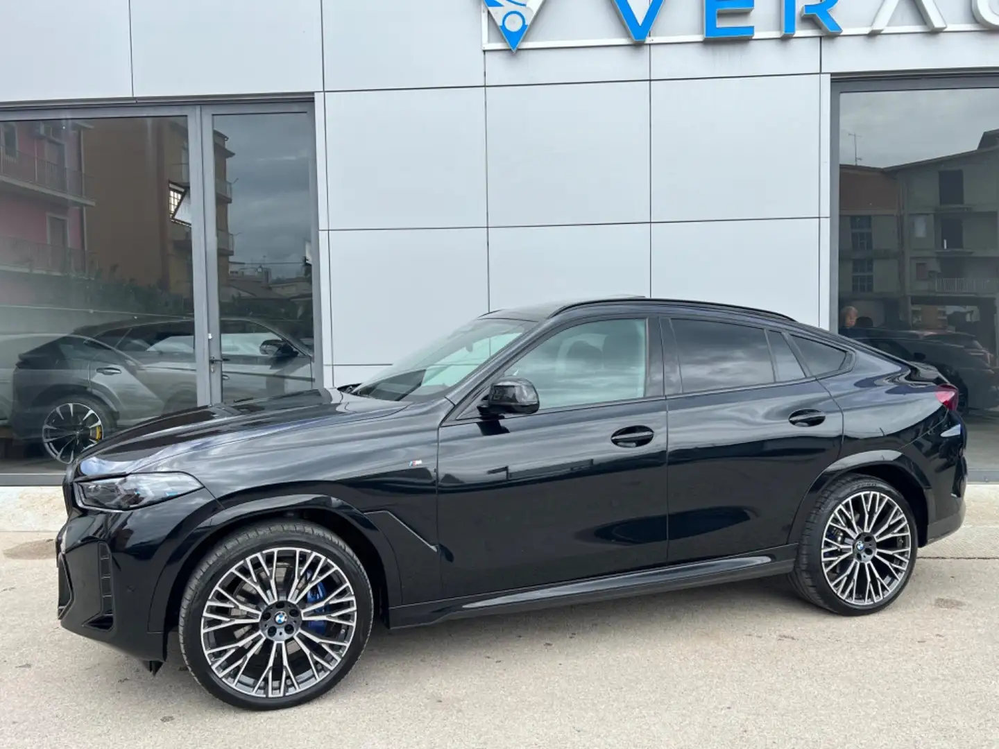 BMW X6 xdrive30d MSport possibilità noleggio noscoring Nero - 2
