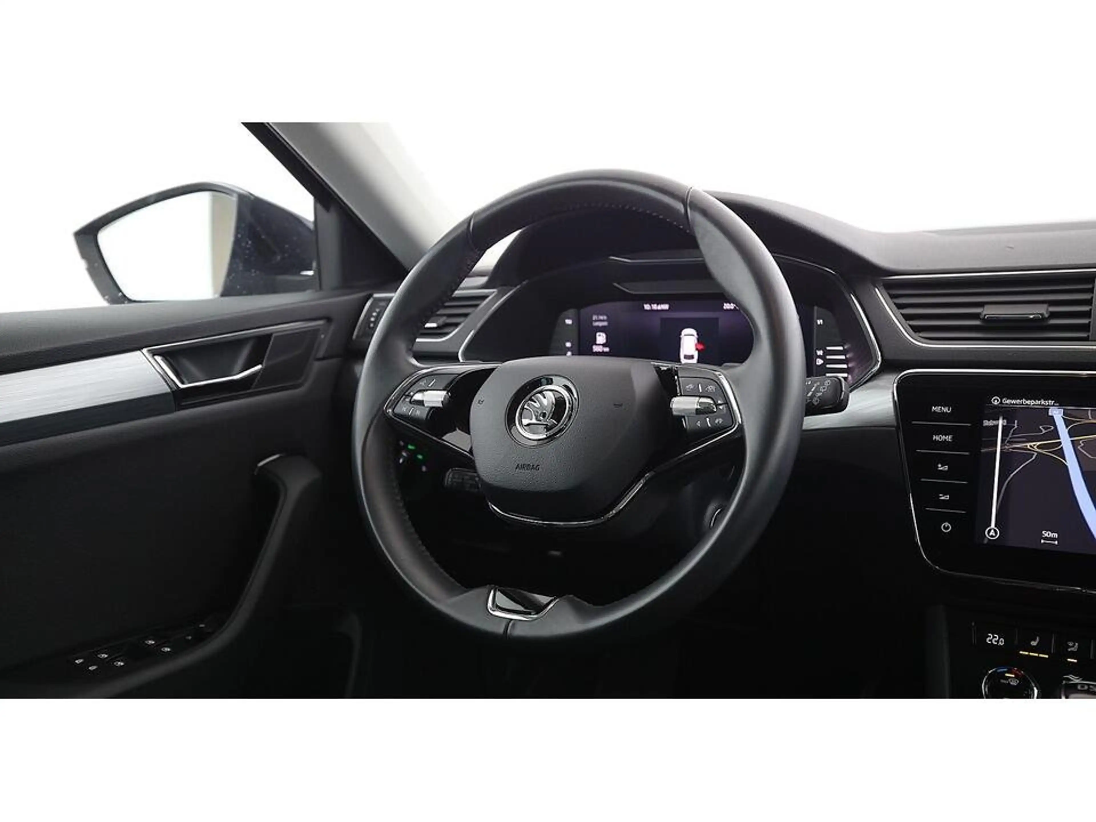Skoda Superb Combi 2.0 TDI Ambition Aut LED AHK RADAR — photo 12