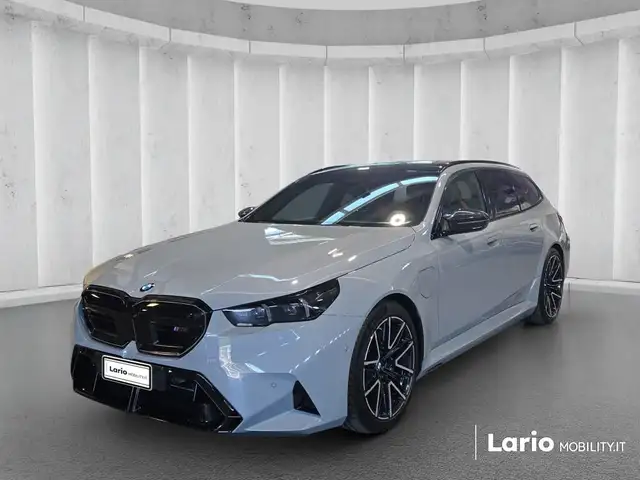 BMW M5 Touring 4.4 727cv auto