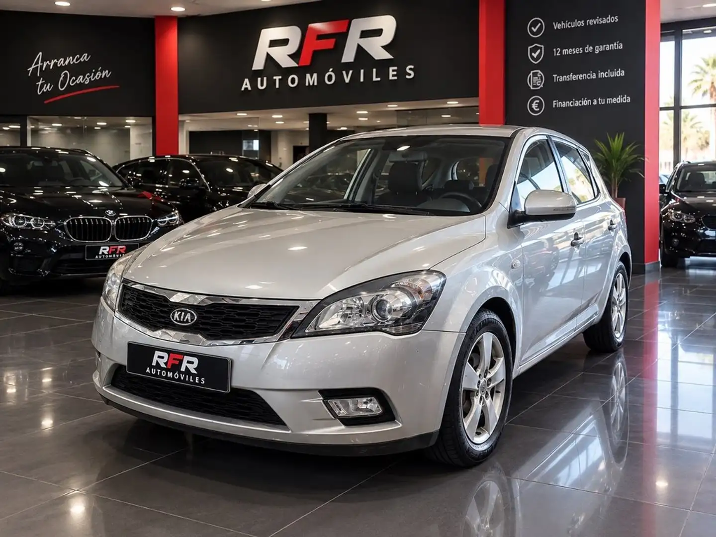 Kia Ceed / cee'd 1.4 Drive Gris - 1