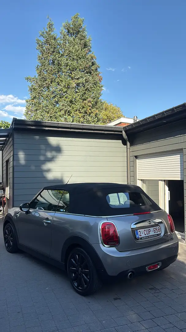 MINI Cooper C Cabrio - 1