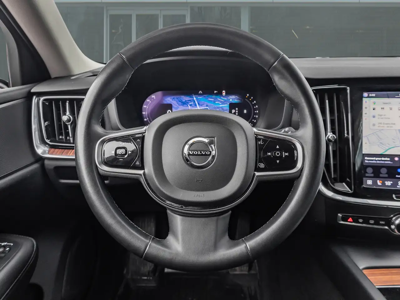 Volvo V60 Cross Country снимка Volvo V60 Cross Country