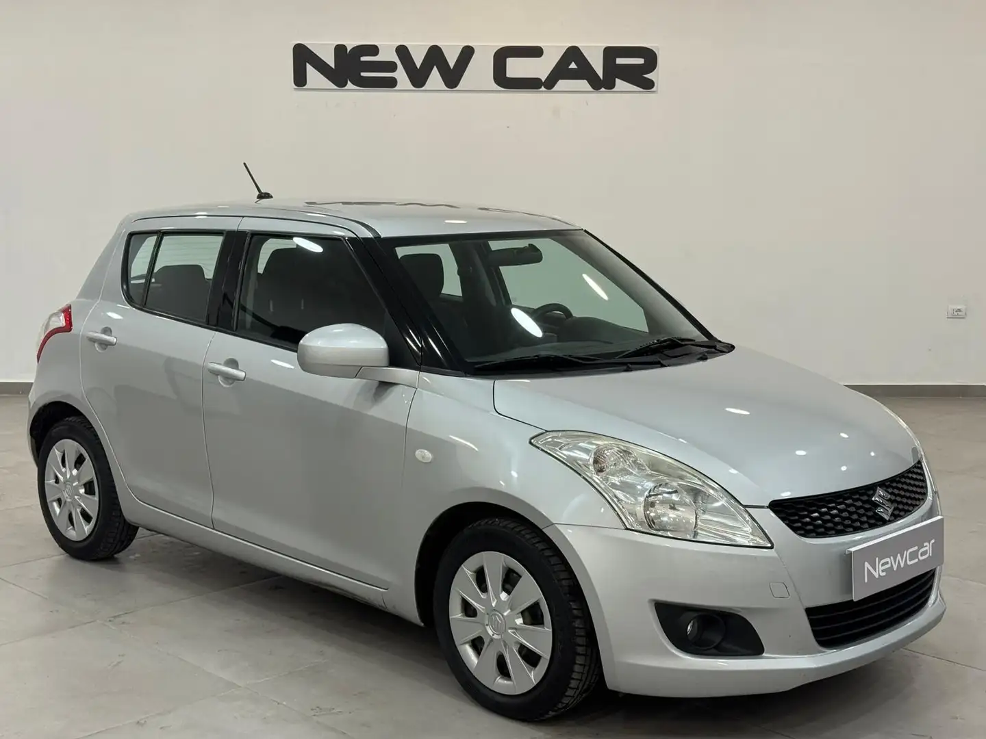Suzuki Swift Swift 1.2 VVT 5 porte GL Top Grau - 1